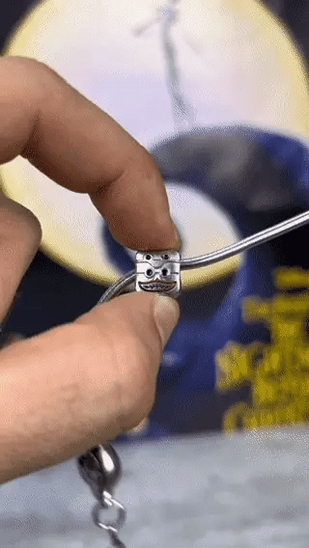 3. Build your spooky bracelet