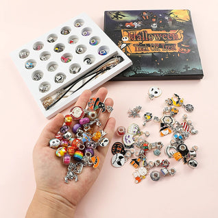 Halloween Advent Calendar 31 Charms + Bracelet