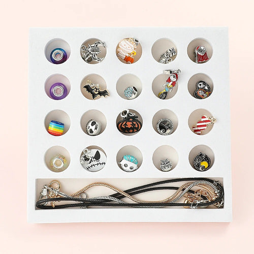 Halloween Advent Calendar 31 Charms + Bracelet